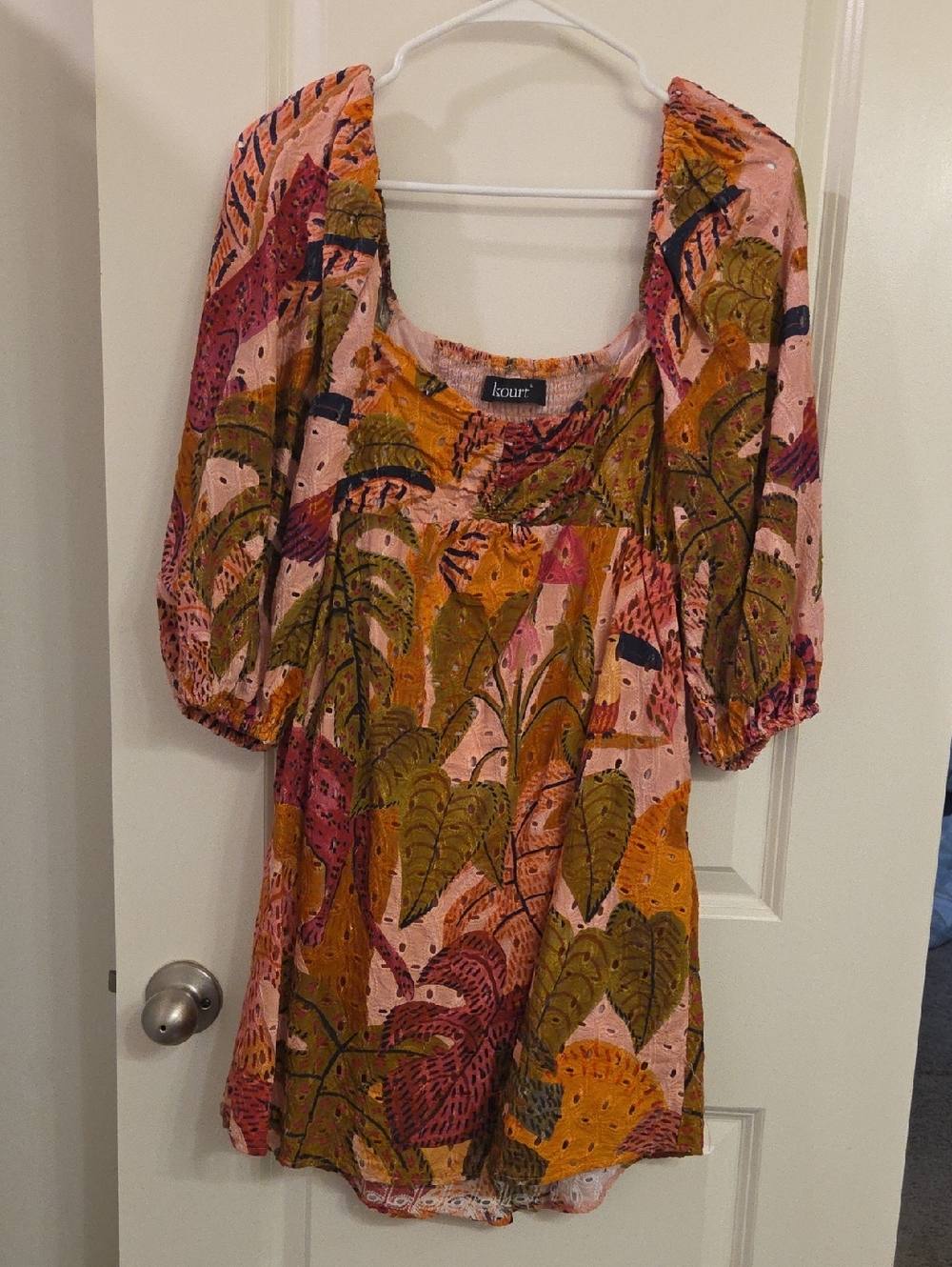 Isoul Floral Leaf Print Puff Sleeve Tunic - Pink & Olive